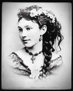This is a photo of Lucinda Gibson Bondurant